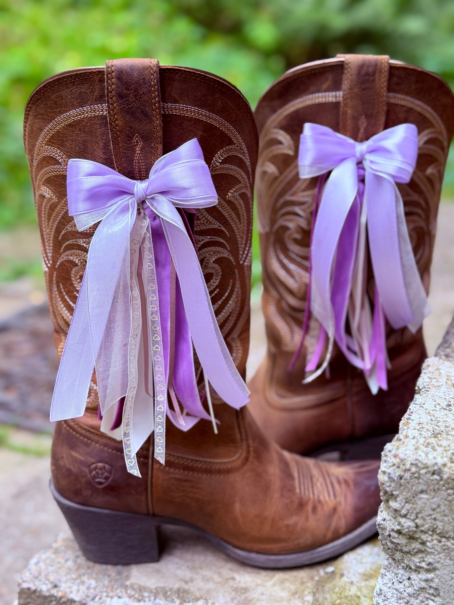 Lila Boot Bow