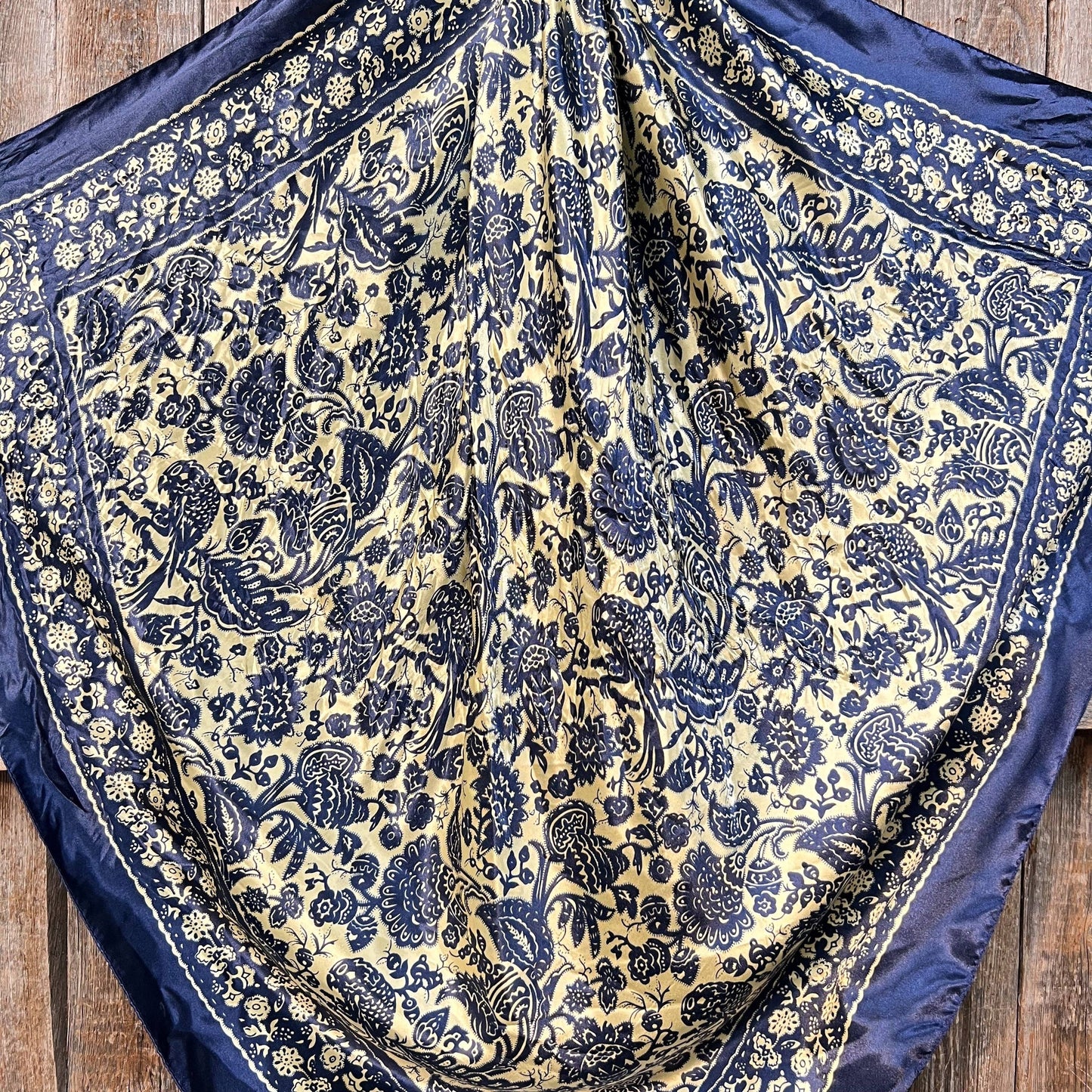 Royalblå och krämfärgad Wild Rag