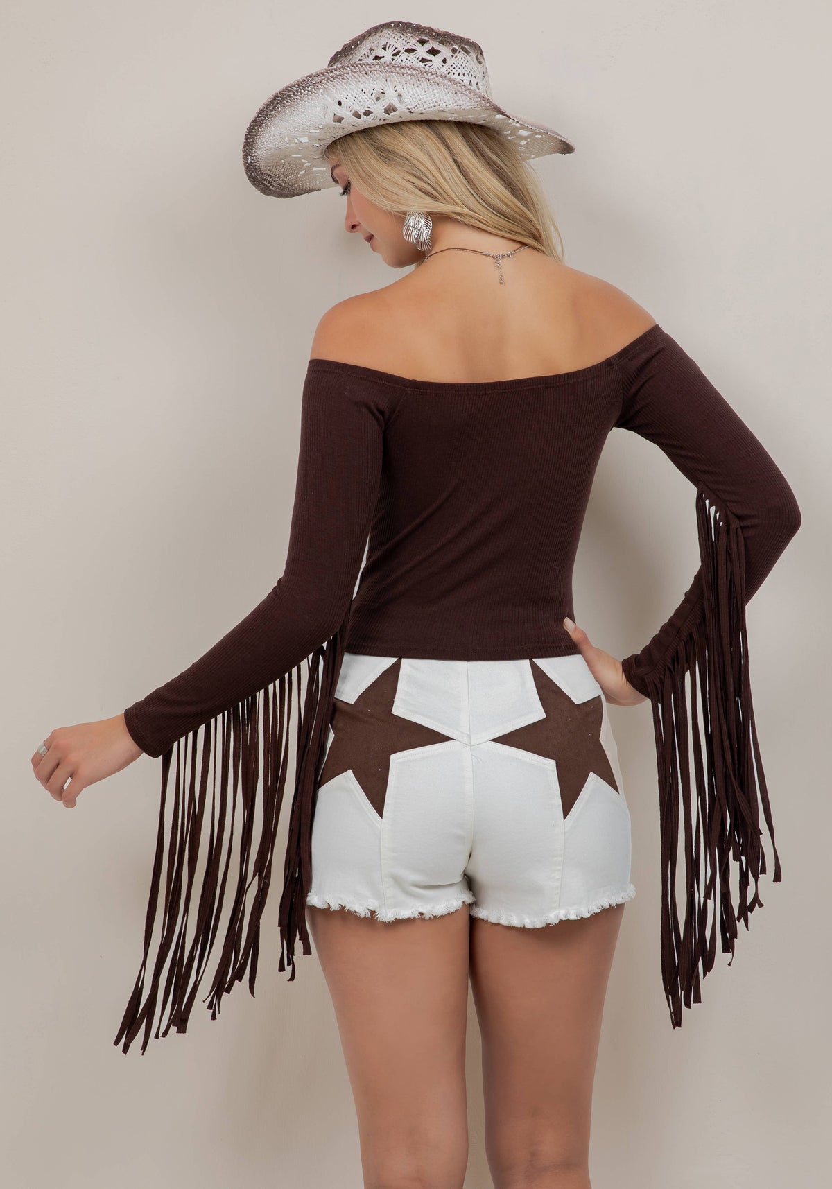 Brun off shoulder-topp med fransar