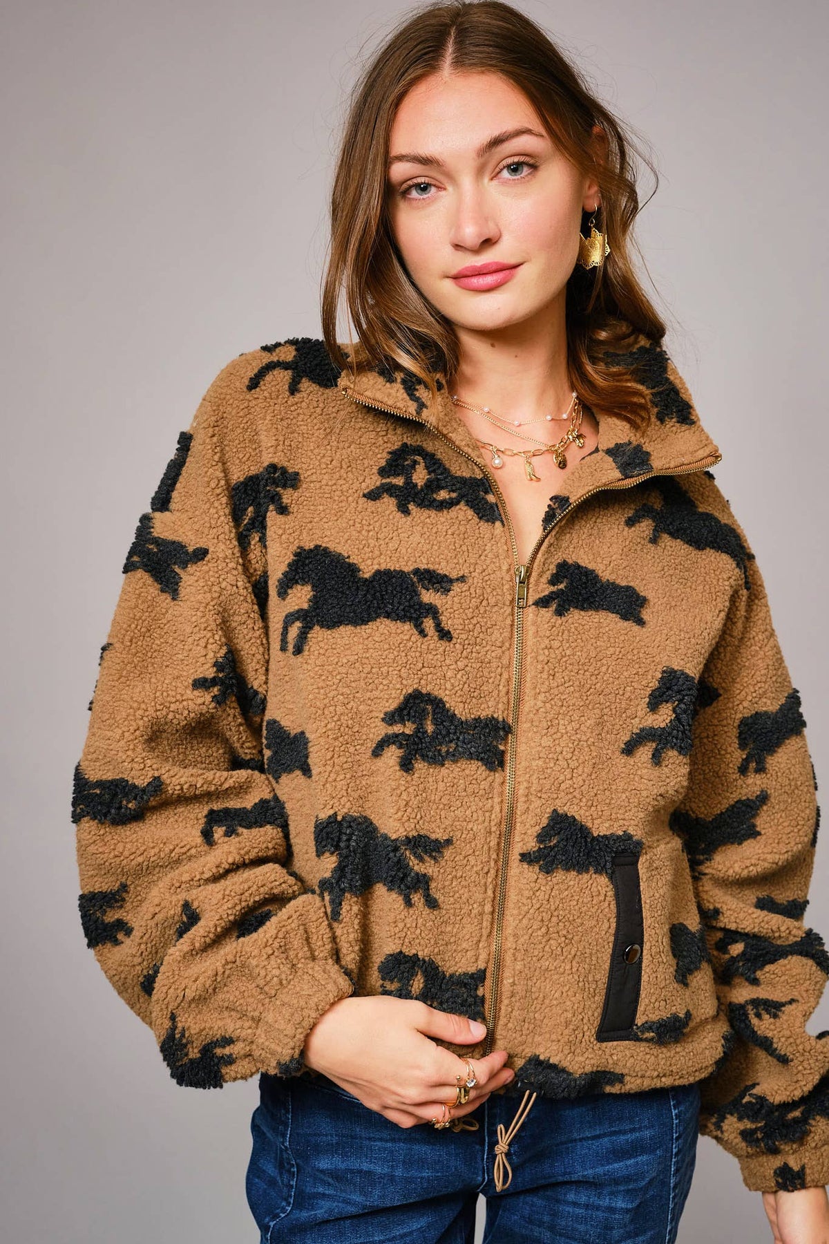 Wild Sherpa – Oversizejacka med hästmotiv