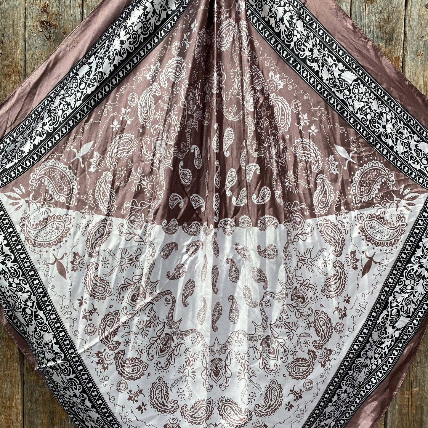 Tvåfärgad Paisley Wild rag