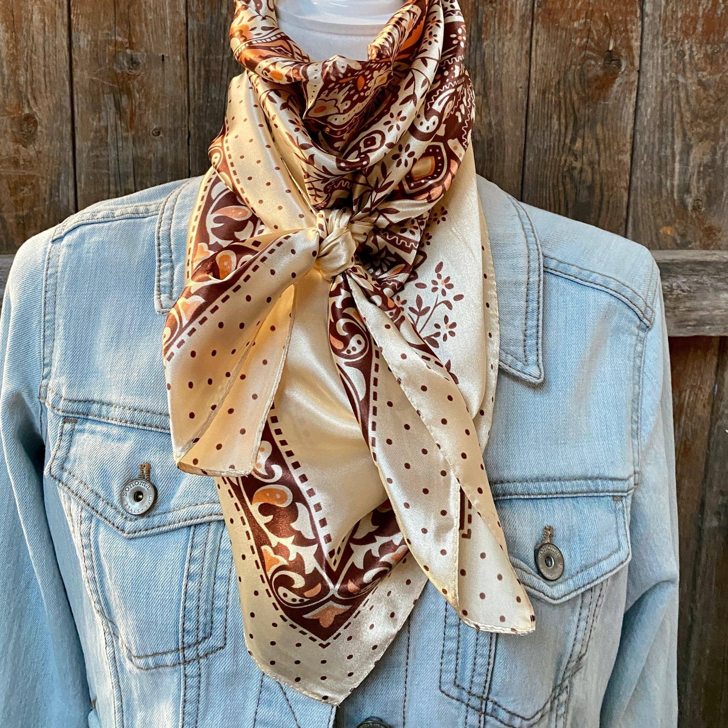 Beige/Brun prickig Wild Rag