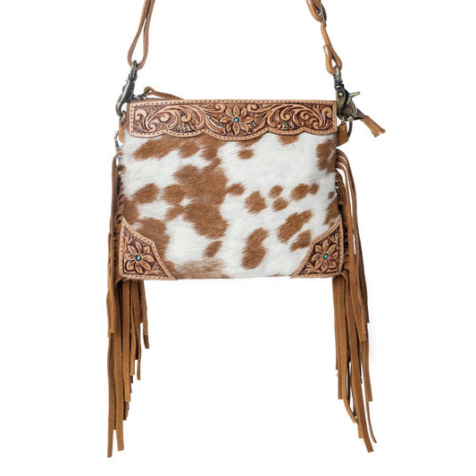 Bourbon Trail – Crossbodyväska i läder med fransar och koskinn