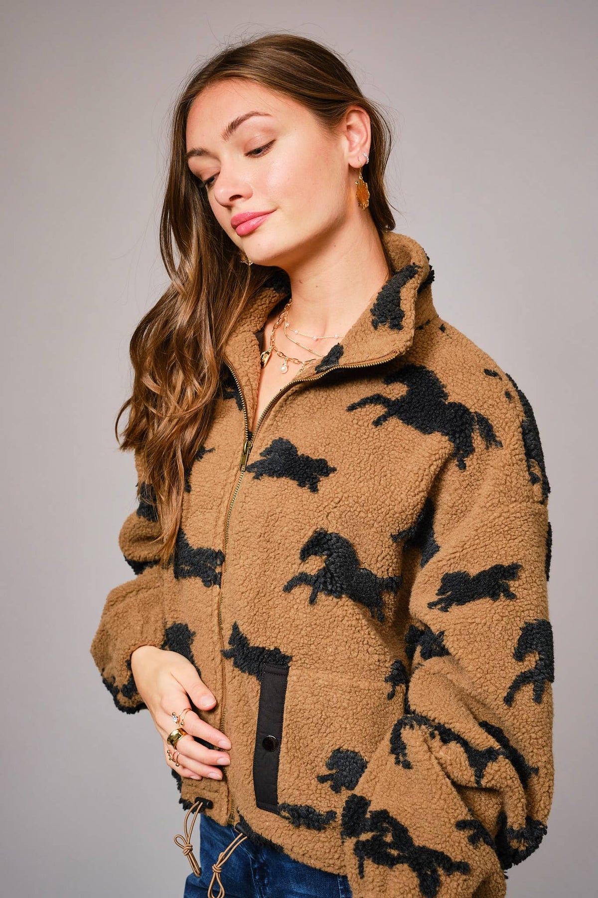 Wild Sherpa – Oversizejacka med hästmotiv