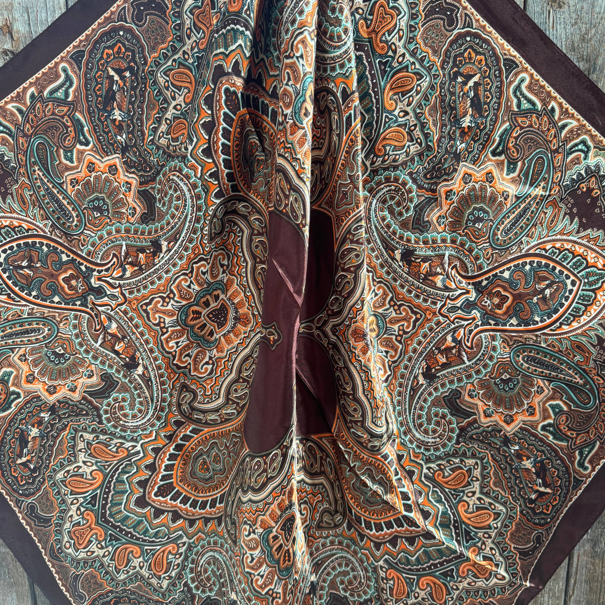 Brun och Orange Wild Rag