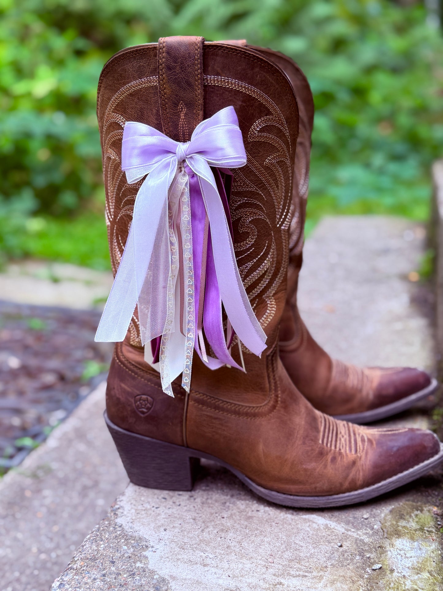 Lila Boot Bow