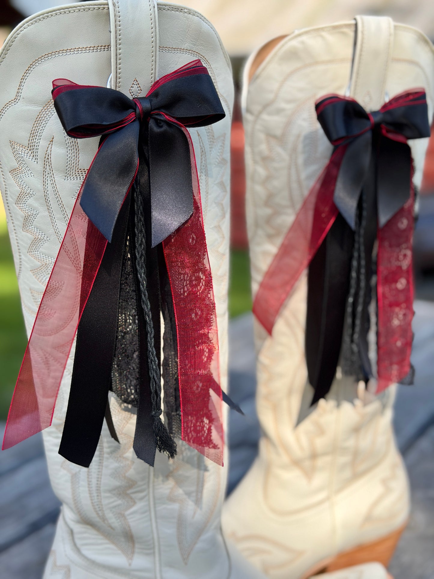 Svart Boot Bow