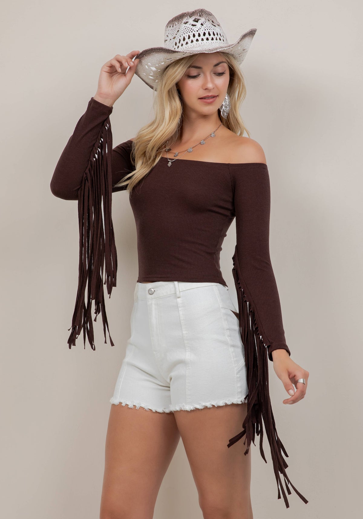 Brun off shoulder-topp med fransar